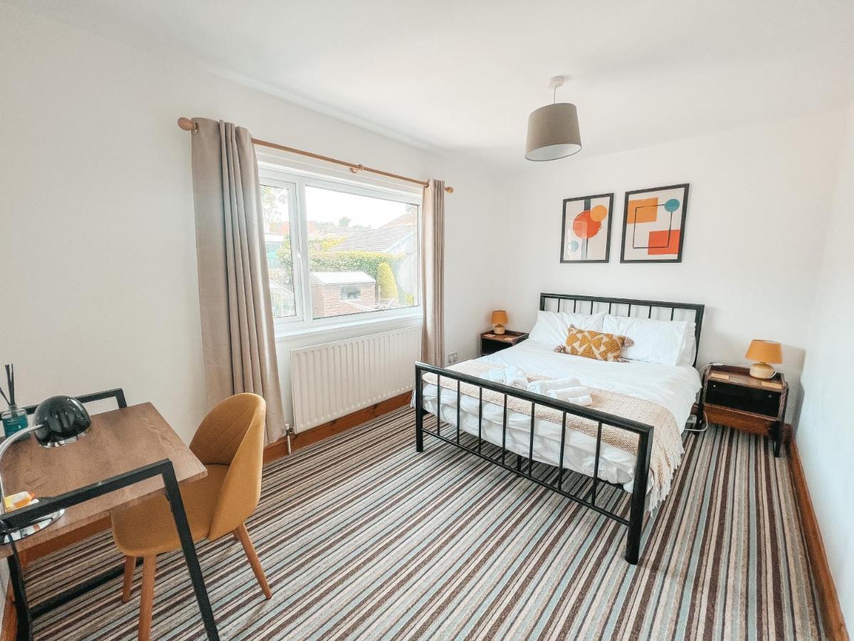Holiday home Staybynumbers - Spacious Three Bed House Royal *