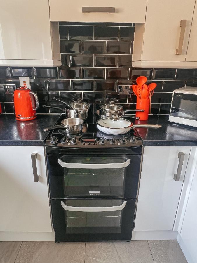 Holiday home Staybynumbers - Spacious Three Bed House Royal